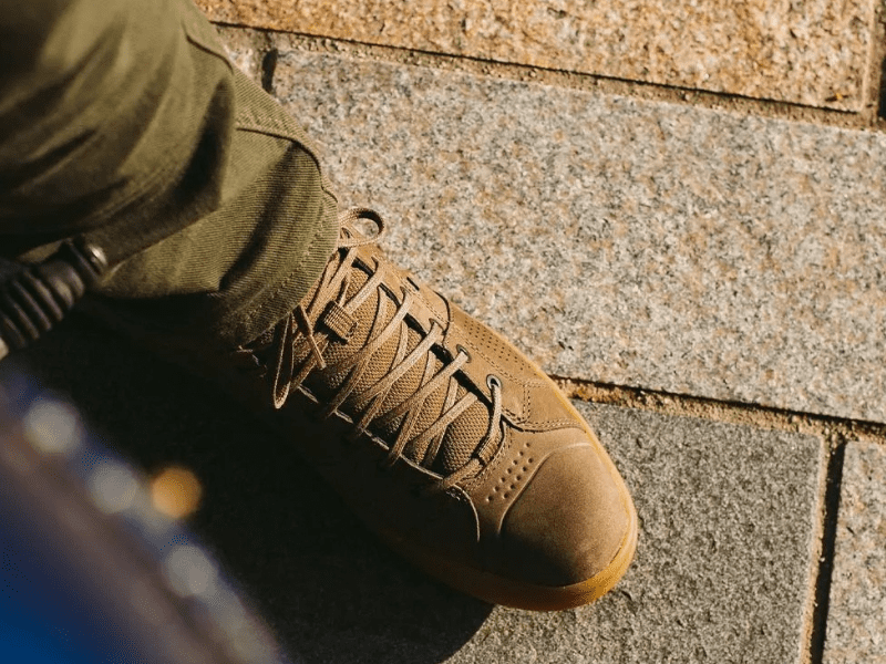 sneakers moto rev'it arrow