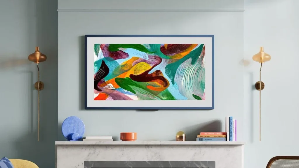 Amazon Ember Artline con schermo opaco e cornice, utilizzata per mostrare opere d'arte